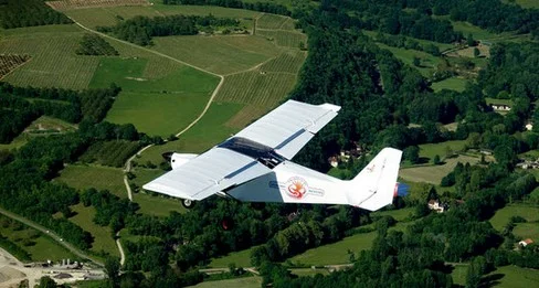 machine prévu pour effectuer votre vol (46) Aérodrome de Figeac Livernon  (46) Aérodrome de Figeac Livernon 