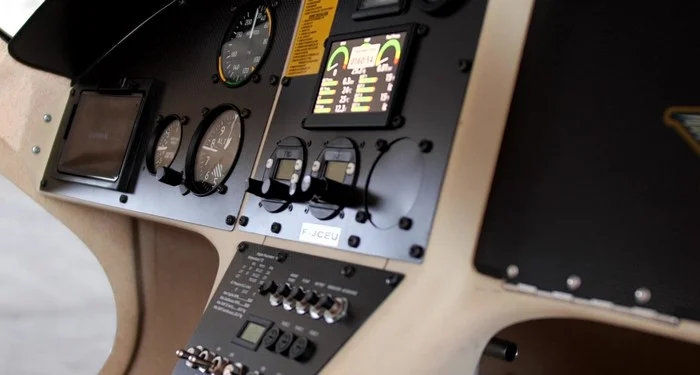 Aérodrome de Nancy-Essey gyrocoptere cokpit