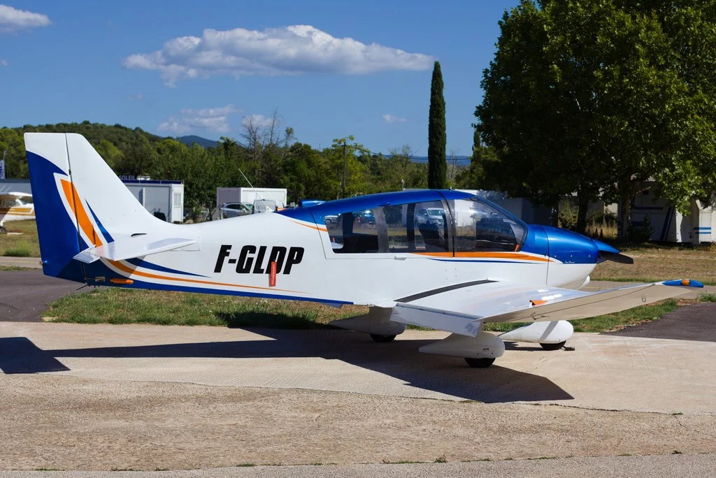 Aérodrome de cuers DR400