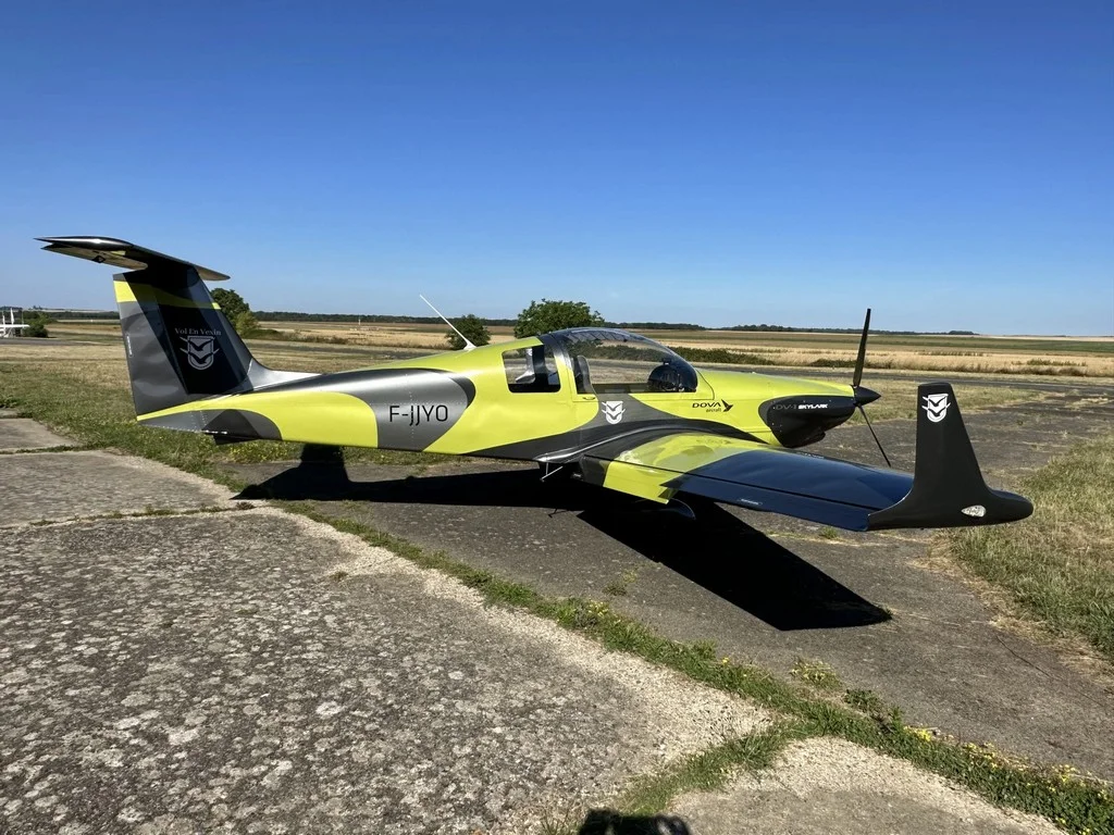  Aérodrome de Cergy Pontoise slylark