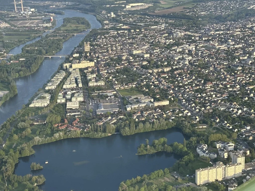  Aérodrome de Cergy Pontoise vue region