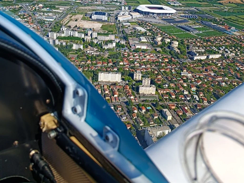  Aérodrome Frontenas Villefranche/Tarare vue vol